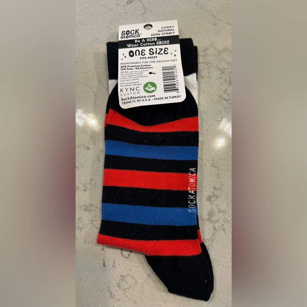 “BORN FREE” SOCK ATOMICA - Unisex socks (1 Pair) NEW with Tags! ONE SIZE